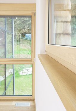 UNILUX Holz-Alu Fenster mit Bodenlicht