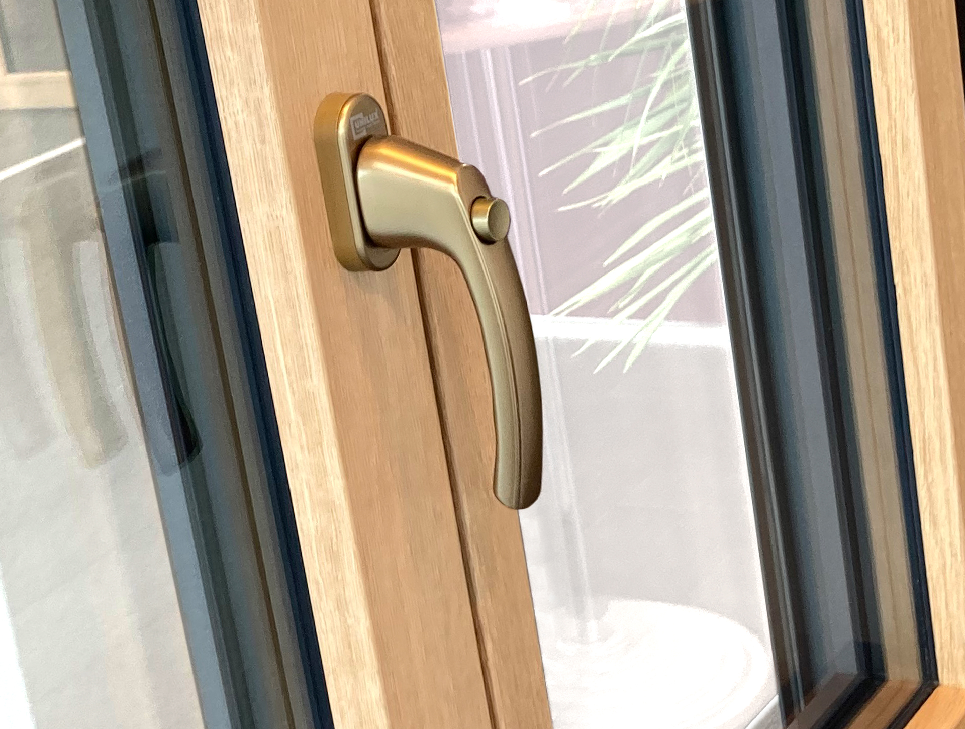 UNILUX Fenstergriff mit Druckknopf